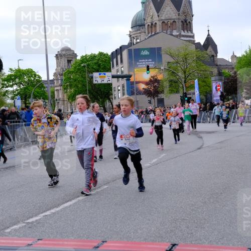 25.04.2026 - Das Zehntel Tim E. http://msf.ph/oto/9570848 25.04.2026 09:03:54 Ziel 1063, 1068, 1228, 1439, 1661, 2018, 2397, 2997, 3007, 3024, 3459, 3504, 3727, 3740, 3880 meine-sportfotos.de