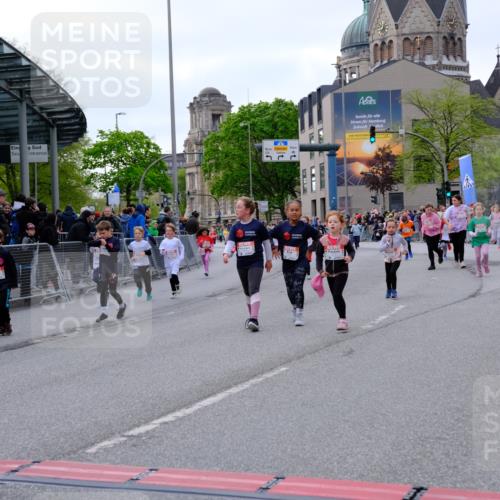 25.04.2026 - Das Zehntel Tim E. http://msf.ph/oto/9570854 25.04.2026 09:03:55 Ziel 1063, 1068, 1439, 1661, 2018, 2397, 2578, 2997, 3007, 3024, 3442, 3446, 3451, 3459, 3504, 3727, 3740, 3867, 3880 meine-sportfotos.de