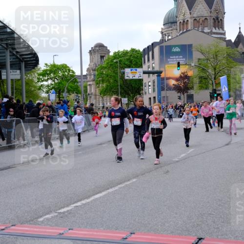 25.04.2026 - Das Zehntel Tim E. http://msf.ph/oto/9570855 25.04.2026 09:03:56 Ziel 1063, 1068, 1439, 1661, 1835, 1860, 2018, 2397, 2440, 2578, 2997, 3007, 3024, 3442, 3446, 3451, 3459, 3504, 3727, 3740, 3867, 3880 meine-sportfotos.de