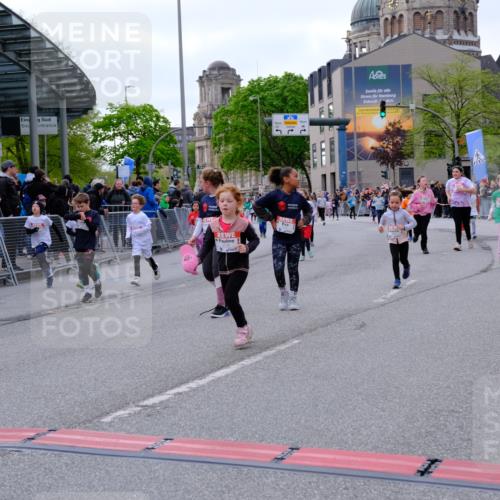 25.04.2026 - Das Zehntel Tim E. http://msf.ph/oto/9570857 25.04.2026 09:03:57 Ziel 1063, 1068, 1439, 1661, 1835, 1860, 2018, 2440, 2578, 2588, 2997, 3007, 3014, 3024, 3442, 3446, 3451, 3459, 3504, 3727, 3740, 3865, 3867, 3880 meine-sportfotos.de