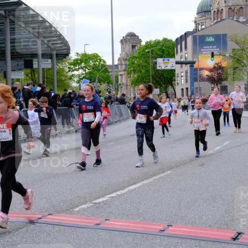 25.04.2026 - Das Zehntel Tim E. http://msf.ph/oto/9570865 25.04.2026 09:03:58 Ziel 1063, 1068, 1661, 1835, 1860, 2018, 2440, 2578, 2588, 2893, 2997, 3007, 3014, 3024, 3162, 3442, 3446, 3451, 3459, 3504, 3740, 3865, 3867, 3880 meine-sportfotos.de