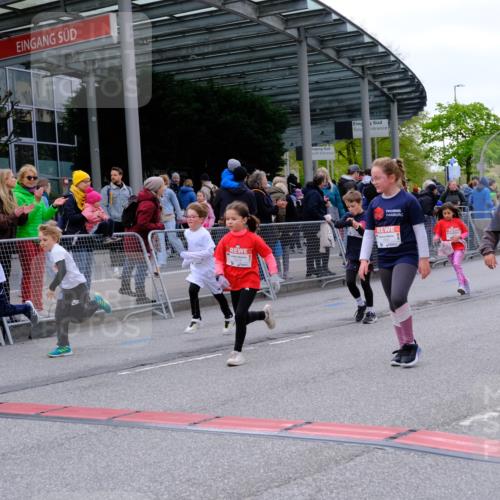 25.04.2026 - Das Zehntel Tim E. http://msf.ph/oto/9570873 25.04.2026 09:03:59 Ziel 1661, 1785, 1835, 1860, 2018, 2440, 2487, 2578, 2588, 2893, 2934, 2997, 3007, 3014, 3024, 3162, 3442, 3446, 3451, 3459, 3504, 3740, 3865, 3867, 3880 meine-sportfotos.de