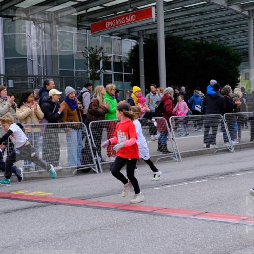25.04.2026 - Das Zehntel Tim E. http://msf.ph/oto/9570879 25.04.2026 09:04:00 Ziel 1661, 1785, 1793, 1835, 1860, 2018, 2440, 2487, 2578, 2588, 2893, 2934, 2997, 3007, 3014, 3024, 3162, 3442, 3446, 3451, 3459, 3504, 3740, 3860, 3865, 3867, 3880, 3881 meine-sportfotos.de