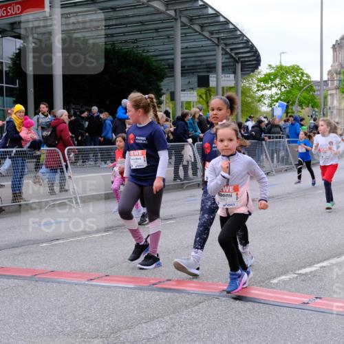 25.04.2026 - Das Zehntel Tim E. http://msf.ph/oto/9570880 25.04.2026 09:04:00 Ziel 1661, 1785, 1793, 1835, 1860, 2018, 2440, 2487, 2578, 2588, 2893, 2934, 2997, 3007, 3014, 3024, 3162, 3442, 3446, 3451, 3459, 3504, 3740, 3860, 3865, 3867, 3880, 3881 meine-sportfotos.de
