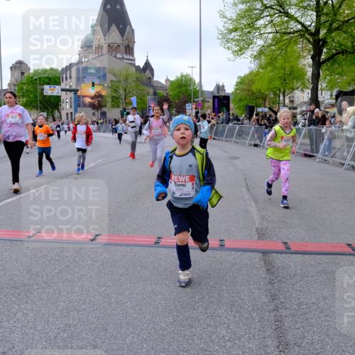 25.04.2026 - Das Zehntel Tim E. http://msf.ph/oto/9570884 25.04.2026 09:04:03 Ziel 1497, 1785, 1793, 1835, 1860, 2018, 2358, 2440, 2487, 2578, 2588, 2839, 2842, 2893, 2934, 3007, 3014, 3162, 3364, 3389, 3442, 3446, 3451, 3740, 3860, 3865, 3867, 3881 meine-sportfotos.de
