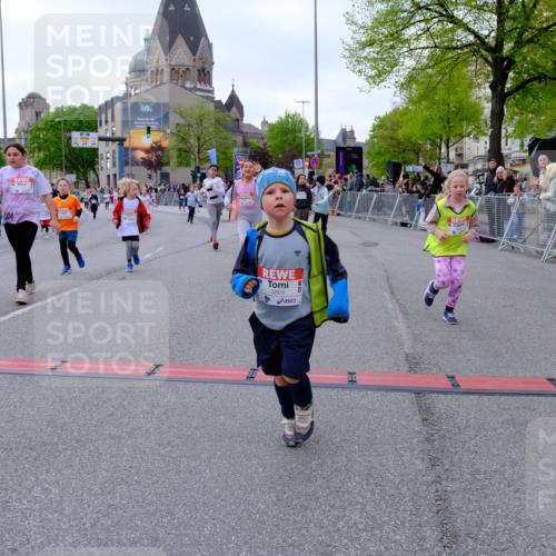 25.04.2026 - Das Zehntel Tim E. http://msf.ph/oto/9570885 25.04.2026 09:04:03 Ziel 1497, 1785, 1793, 1835, 1860, 2018, 2358, 2440, 2487, 2578, 2588, 2839, 2842, 2893, 2934, 3007, 3014, 3162, 3364, 3389, 3442, 3446, 3451, 3740, 3860, 3865, 3867, 3881 meine-sportfotos.de