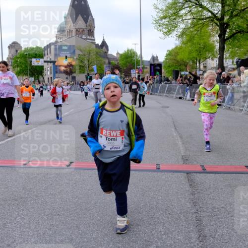 25.04.2026 - Das Zehntel Tim E. http://msf.ph/oto/9570887 25.04.2026 09:04:03 Ziel 1497, 1785, 1793, 1835, 1860, 2018, 2358, 2440, 2487, 2578, 2588, 2839, 2842, 2893, 2934, 3007, 3014, 3162, 3364, 3389, 3442, 3446, 3451, 3740, 3860, 3865, 3867, 3881 meine-sportfotos.de