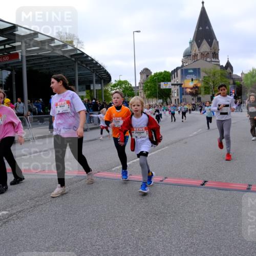 25.04.2026 - Das Zehntel Tim E. http://msf.ph/oto/9570893 25.04.2026 09:04:05 Ziel 1497, 1785, 1793, 1835, 1860, 2346, 2358, 2440, 2487, 2578, 2588, 2839, 2842, 2893, 2934, 3007, 3014, 3162, 3364, 3389, 3442, 3446, 3451, 3740, 3809, 3810, 3860, 3865, 3867, 3881, 3885 meine-sportfotos.de