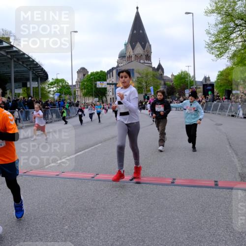 25.04.2026 - Das Zehntel Tim E. http://msf.ph/oto/9570898 25.04.2026 09:04:06 Ziel 1392, 1497, 1785, 1793, 1835, 1860, 2194, 2346, 2358, 2440, 2487, 2578, 2588, 2839, 2842, 2893, 2934, 3014, 3162, 3364, 3389, 3442, 3446, 3451, 3809, 3810, 3860, 3865, 3867, 3881, 3885 meine-sportfotos.de
