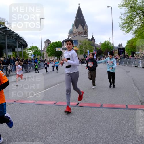 25.04.2026 - Das Zehntel Tim E. http://msf.ph/oto/9570899 25.04.2026 09:04:06 Ziel 1392, 1497, 1785, 1793, 1835, 1860, 2194, 2346, 2358, 2440, 2487, 2578, 2588, 2839, 2842, 2893, 2934, 3014, 3162, 3364, 3389, 3442, 3446, 3451, 3809, 3810, 3860, 3865, 3867, 3881, 3885 meine-sportfotos.de