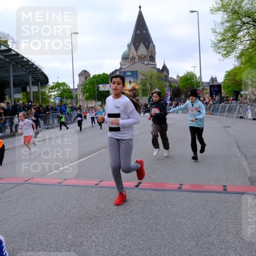 25.04.2026 - Das Zehntel Tim E. http://msf.ph/oto/9570900 25.04.2026 09:04:06 Ziel 1392, 1497, 1785, 1793, 1835, 1860, 2194, 2346, 2358, 2440, 2487, 2578, 2588, 2839, 2842, 2893, 2934, 3014, 3162, 3364, 3389, 3442, 3446, 3451, 3809, 3810, 3860, 3865, 3867, 3881, 3885 meine-sportfotos.de
