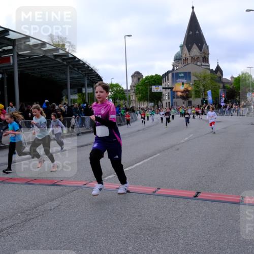 25.04.2026 - Das Zehntel Tim E. http://msf.ph/oto/9570914 25.04.2026 09:04:10 Ziel 1226, 1392, 1497, 1785, 1793, 1809, 2194, 2346, 2358, 2487, 2839, 2842, 2893, 2934, 3162, 3364, 3389, 3733, 3809, 3810, 3860, 3881, 3885 meine-sportfotos.de