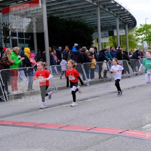 25.04.2026 - Das Zehntel Tim E. http://msf.ph/oto/9570921 25.04.2026 09:04:16 Ziel 1226, 1392, 1480, 1809, 2194, 2346, 2386, 2432, 2534, 2551, 2597, 2666, 3680, 3733, 3809, 3810, 3885 meine-sportfotos.de