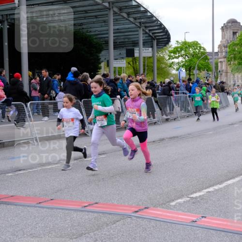 25.04.2026 - Das Zehntel Tim E. http://msf.ph/oto/9570924 25.04.2026 09:04:16 Ziel 1226, 1392, 1480, 1809, 2194, 2346, 2386, 2432, 2534, 2551, 2597, 2666, 3680, 3733, 3809, 3810, 3885 meine-sportfotos.de