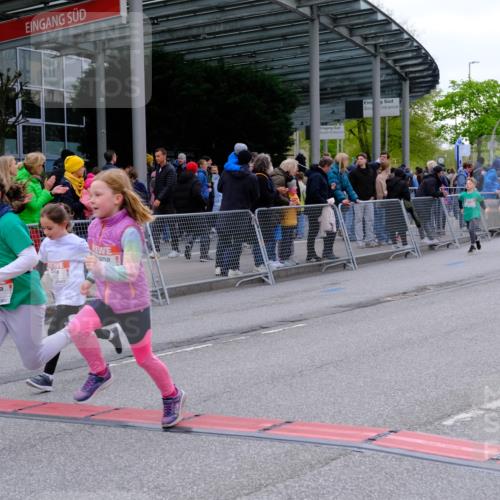 25.04.2026 - Das Zehntel Tim E. http://msf.ph/oto/9570930 25.04.2026 09:04:17 Ziel 1226, 1392, 1480, 1809, 2194, 2386, 2432, 2534, 2551, 2597, 2666, 3299, 3680, 3733, 3809, 3810 meine-sportfotos.de
