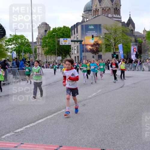 25.04.2026 - Das Zehntel Tim E. http://msf.ph/oto/9570937 25.04.2026 09:04:19 Ziel 1226, 1353, 1480, 1809, 1960, 1980, 1982, 2386, 2432, 2534, 2551, 2597, 2666, 2700, 3150, 3299, 3680, 3733 meine-sportfotos.de