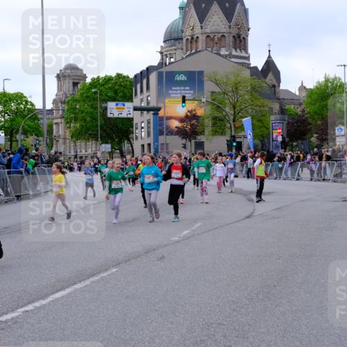 25.04.2026 - Das Zehntel Tim E. http://msf.ph/oto/9570944 25.04.2026 09:04:20 Ziel 1226, 1353, 1480, 1809, 1960, 1980, 1982, 2386, 2400, 2414, 2432, 2534, 2551, 2597, 2666, 2700, 3150, 3299, 3680, 3733 meine-sportfotos.de