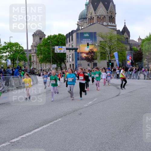 25.04.2026 - Das Zehntel Tim E. http://msf.ph/oto/9570947 25.04.2026 09:04:21 Ziel 1226, 1353, 1480, 1809, 1960, 1980, 1982, 2386, 2400, 2414, 2427, 2431, 2432, 2534, 2551, 2597, 2666, 2700, 3150, 3299, 3680 meine-sportfotos.de
