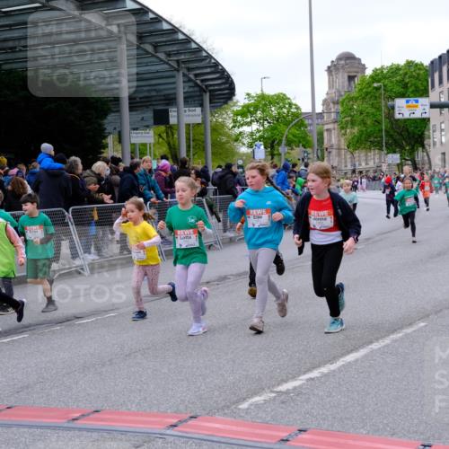 25.04.2026 - Das Zehntel Tim E. http://msf.ph/oto/9570950 25.04.2026 09:04:23 Ziel 1353, 1479, 1480, 1496, 1960, 1980, 1982, 2362, 2370, 2381, 2386, 2400, 2414, 2427, 2430, 2431, 2432, 2534, 2551, 2597, 2666, 2700, 3150, 3299, 3680 meine-sportfotos.de