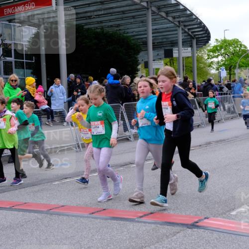 25.04.2026 - Das Zehntel Tim E. http://msf.ph/oto/9570956 25.04.2026 09:04:24 Ziel 1353, 1479, 1480, 1496, 1960, 1980, 1982, 2362, 2370, 2381, 2386, 2400, 2414, 2427, 2430, 2431, 2432, 2597, 2666, 2700, 3150, 3299, 3680 meine-sportfotos.de