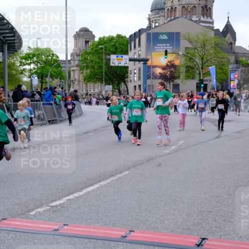 25.04.2026 - Das Zehntel Tim E. http://msf.ph/oto/9570958 25.04.2026 09:04:25 Ziel 1353, 1479, 1480, 1496, 1500, 1502, 1960, 1980, 1982, 2362, 2370, 2381, 2400, 2414, 2427, 2430, 2431, 2597, 2666, 2700, 3150, 3299, 3906 meine-sportfotos.de