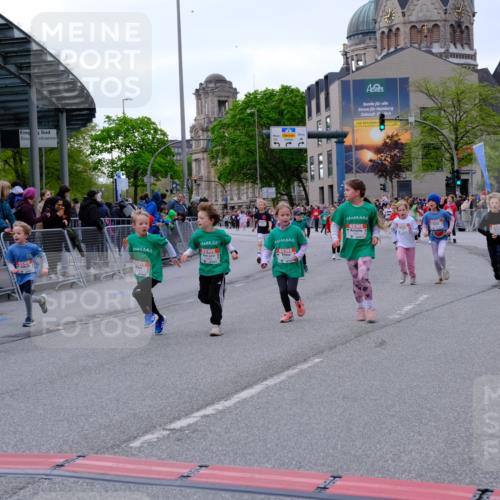 25.04.2026 - Das Zehntel Tim E. http://msf.ph/oto/9570961 25.04.2026 09:04:26 Ziel 1353, 1479, 1480, 1496, 1500, 1502, 1960, 1980, 1982, 2362, 2370, 2381, 2400, 2414, 2427, 2430, 2431, 2597, 2666, 2700, 3150, 3299, 3671, 3906 meine-sportfotos.de