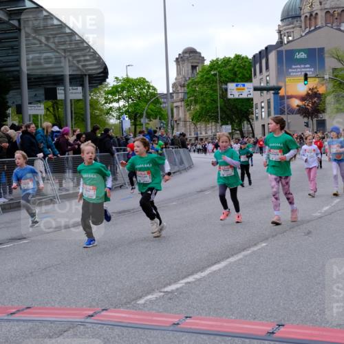 25.04.2026 - Das Zehntel Tim E. http://msf.ph/oto/9570965 25.04.2026 09:04:27 Ziel 1353, 1479, 1480, 1496, 1500, 1502, 1934, 1960, 1980, 1982, 2362, 2370, 2381, 2400, 2414, 2427, 2430, 2431, 2700, 3150, 3279, 3299, 3671, 3906 meine-sportfotos.de