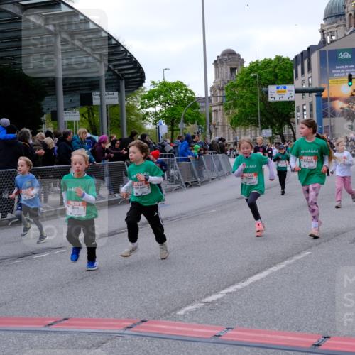 25.04.2026 - Das Zehntel Tim E. http://msf.ph/oto/9570968 25.04.2026 09:04:27 Ziel 1353, 1479, 1480, 1496, 1500, 1502, 1934, 1960, 1980, 1982, 2362, 2370, 2381, 2400, 2414, 2427, 2430, 2431, 2700, 3150, 3279, 3299, 3671, 3906 meine-sportfotos.de