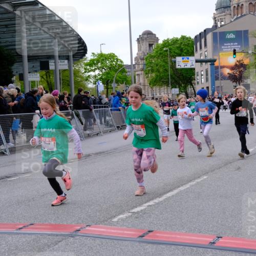 25.04.2026 - Das Zehntel Tim E. http://msf.ph/oto/9570975 25.04.2026 09:04:28 Ziel 1353, 1479, 1496, 1500, 1502, 1934, 1960, 1980, 1982, 2362, 2370, 2381, 2400, 2414, 2427, 2430, 2431, 2700, 3150, 3279, 3299, 3671, 3892, 3906 meine-sportfotos.de
