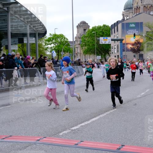 25.04.2026 - Das Zehntel Tim E. http://msf.ph/oto/9570982 25.04.2026 09:04:29 Ziel 1353, 1479, 1496, 1500, 1502, 1934, 1960, 1980, 1982, 2362, 2370, 2381, 2400, 2414, 2427, 2430, 2431, 2700, 3150, 3279, 3299, 3671, 3892, 3906 meine-sportfotos.de