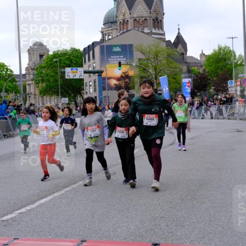 25.04.2026 - Das Zehntel Tim E. http://msf.ph/oto/9571025 25.04.2026 09:04:42 Ziel 1076, 1082, 1241, 1443, 1472, 1647, 1732, 1932, 2371, 2377, 2536, 2586, 2593, 2612, 2804, 2807, 3012, 3449, 3450, 3947, 3979, 4036 meine-sportfotos.de