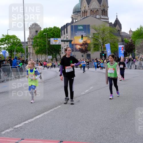 25.04.2026 - Das Zehntel Tim E. http://msf.ph/oto/9571033 25.04.2026 09:04:44 Ziel 1076, 1082, 1241, 1443, 1647, 1732, 2183, 2371, 2377, 2536, 2586, 2593, 2612, 2804, 2807, 3058, 3063, 3320, 3449, 3450, 3947, 3979, 4036 meine-sportfotos.de