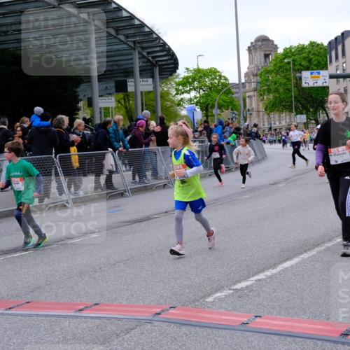 25.04.2026 - Das Zehntel Tim E. http://msf.ph/oto/9571037 25.04.2026 09:04:45 Ziel 1082, 1089, 1092, 1241, 1443, 1647, 1732, 2183, 2371, 2377, 2536, 2586, 2593, 2612, 2804, 2807, 3058, 3063, 3320, 3449, 3450, 3947, 3979, 4036 meine-sportfotos.de