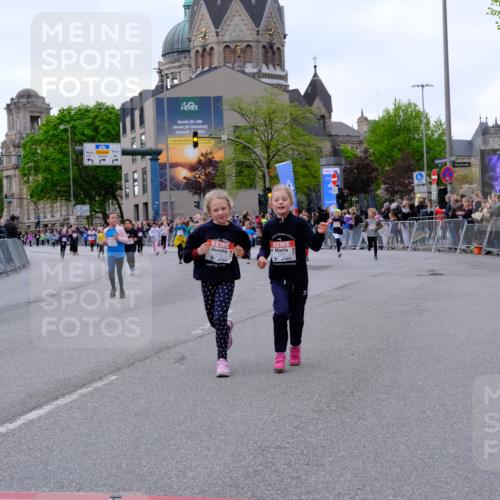 25.04.2026 - Das Zehntel Tim E. http://msf.ph/oto/9571045 25.04.2026 09:04:49 Ziel 1082, 1089, 1092, 1241, 1732, 2183, 2371, 2612, 2950, 3058, 3063, 3320, 3449, 3450, 3601, 3947, 3979, 4036 meine-sportfotos.de