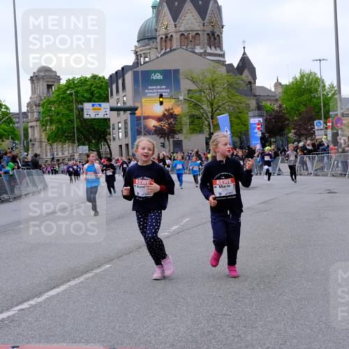 25.04.2026 - Das Zehntel Tim E. http://msf.ph/oto/9571050 25.04.2026 09:04:49 Ziel 1082, 1089, 1092, 1241, 1732, 2183, 2371, 2612, 2950, 3058, 3063, 3320, 3449, 3450, 3601, 3947, 3979, 4036 meine-sportfotos.de