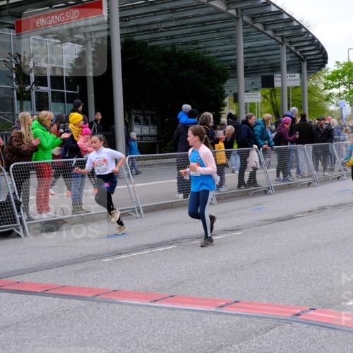25.04.2026 - Das Zehntel Tim E. http://msf.ph/oto/9571058 25.04.2026 09:04:53 Ziel 1082, 1089, 1092, 1591, 1594, 1732, 2183, 2254, 2371, 2950, 3058, 3063, 3320, 3601, 3724, 3726, 3767, 3776, 3777 meine-sportfotos.de