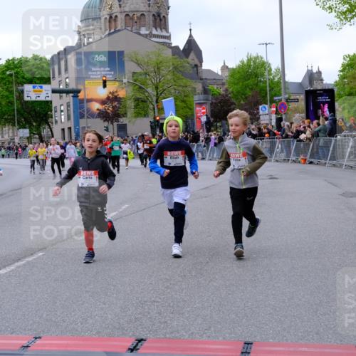 25.04.2026 - Das Zehntel Tim E. http://msf.ph/oto/9571062 25.04.2026 09:04:55 Ziel 1089, 1092, 1591, 1594, 2183, 2254, 2950, 3058, 3063, 3320, 3601, 3724, 3726, 3767, 3776, 3777, 3796 meine-sportfotos.de
