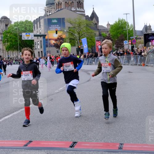 25.04.2026 - Das Zehntel Tim E. http://msf.ph/oto/9571067 25.04.2026 09:04:55 Ziel 1089, 1092, 1591, 1594, 2183, 2254, 2950, 3058, 3063, 3320, 3601, 3724, 3726, 3767, 3776, 3777, 3796 meine-sportfotos.de