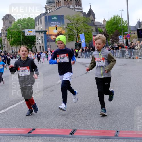25.04.2026 - Das Zehntel Tim E. http://msf.ph/oto/9571068 25.04.2026 09:04:55 Ziel 1089, 1092, 1591, 1594, 2183, 2254, 2950, 3058, 3063, 3320, 3601, 3724, 3726, 3767, 3776, 3777, 3796 meine-sportfotos.de