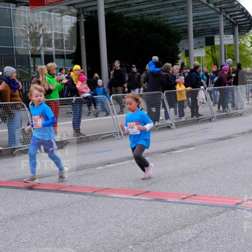 25.04.2026 - Das Zehntel Tim E. http://msf.ph/oto/9571076 25.04.2026 09:04:58 Ziel 1350, 1390, 1591, 1594, 2254, 2657, 2670, 2672, 2950, 3601, 3724, 3726, 3767, 3776, 3777, 3796, 3961 meine-sportfotos.de
