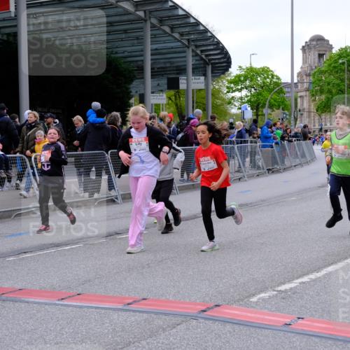 25.04.2026 - Das Zehntel Tim E. http://msf.ph/oto/9571095 25.04.2026 09:05:02 Ziel 1350, 1390, 1412, 1591, 1594, 2254, 2382, 2657, 2670, 2672, 2693, 2696, 3724, 3726, 3767, 3776, 3777, 3796, 3961 meine-sportfotos.de