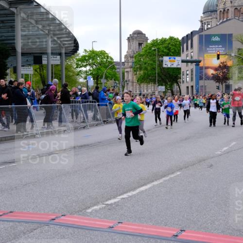 25.04.2026 - Das Zehntel Tim E. http://msf.ph/oto/9571106 25.04.2026 09:05:04 Ziel 1350, 1390, 1412, 1904, 2112, 2382, 2530, 2640, 2657, 2663, 2670, 2672, 2693, 2696, 3724, 3726, 3796, 3961 meine-sportfotos.de