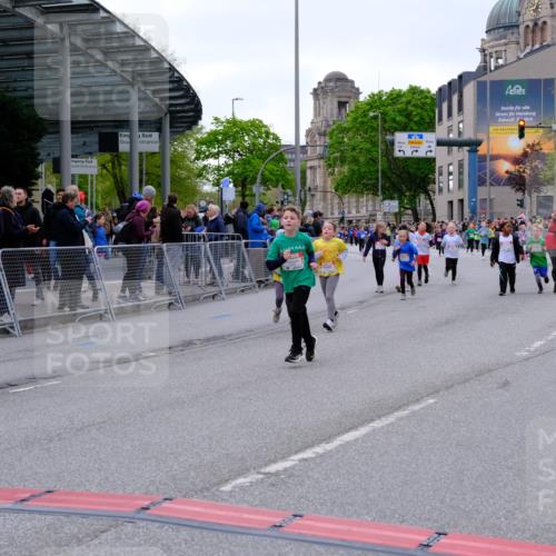 25.04.2026 - Das Zehntel Tim E. http://msf.ph/oto/9571108 25.04.2026 09:05:04 Ziel 1350, 1390, 1412, 1904, 2112, 2382, 2530, 2640, 2657, 2663, 2670, 2672, 2693, 2696, 3724, 3726, 3796, 3961 meine-sportfotos.de