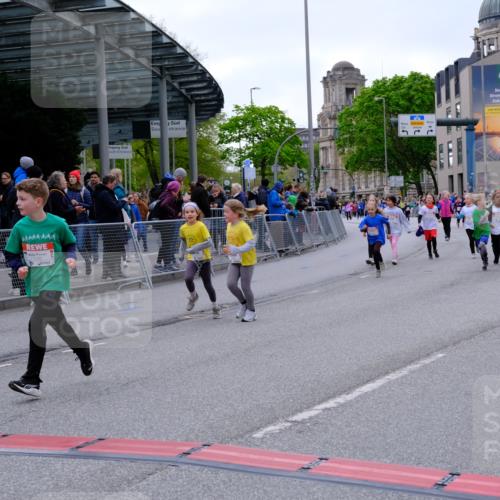 25.04.2026 - Das Zehntel Tim E. http://msf.ph/oto/9571112 25.04.2026 09:05:05 Ziel 1350, 1390, 1412, 1904, 2112, 2382, 2530, 2543, 2640, 2657, 2663, 2670, 2672, 2693, 2696, 3724, 3726, 3796, 3961 meine-sportfotos.de