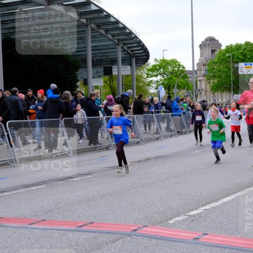 25.04.2026 - Das Zehntel Tim E. http://msf.ph/oto/9571120 25.04.2026 09:05:08 Ziel 1350, 1390, 1412, 1904, 2112, 2382, 2530, 2543, 2640, 2657, 2663, 2670, 2672, 2693, 2696, 3483, 3487, 3961 meine-sportfotos.de