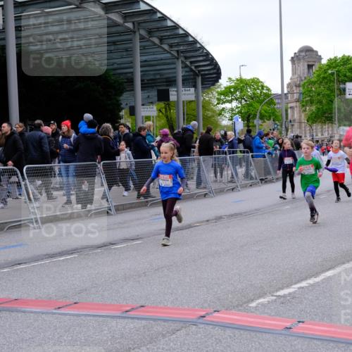 25.04.2026 - Das Zehntel Tim E. http://msf.ph/oto/9571121 25.04.2026 09:05:08 Ziel 1350, 1390, 1412, 1904, 2112, 2382, 2530, 2543, 2640, 2657, 2663, 2670, 2672, 2693, 2696, 3483, 3487, 3961 meine-sportfotos.de