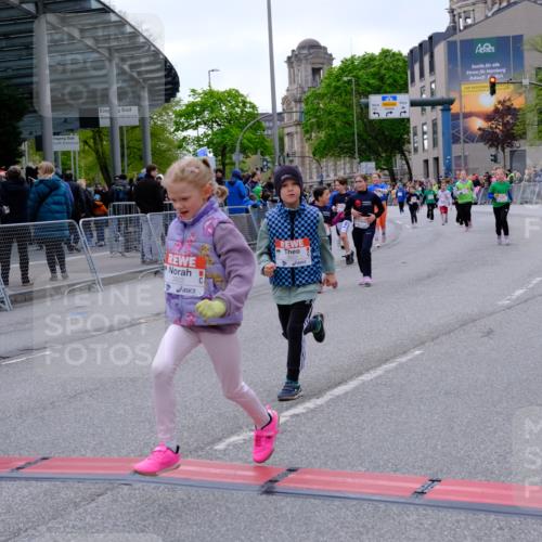 25.04.2026 - Das Zehntel Tim E. http://msf.ph/oto/9571140 25.04.2026 09:05:17 Ziel 2103, 2113, 2115, 2368, 2543, 2918, 2935, 2936, 3483, 3487, 3698, 3700, 3922, 3923 meine-sportfotos.de