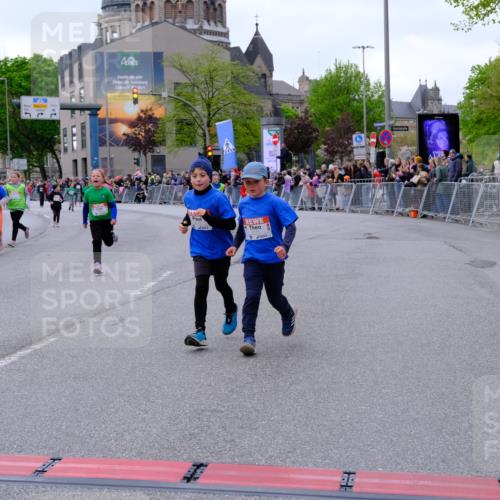 25.04.2026 - Das Zehntel Tim E. http://msf.ph/oto/9571149 25.04.2026 09:05:19 Ziel 1414, 1418, 1811, 1821, 2103, 2113, 2115, 2141, 2144, 2297, 2368, 2918, 2935, 2936, 3483, 3487, 3698, 3700, 3922, 3923 meine-sportfotos.de