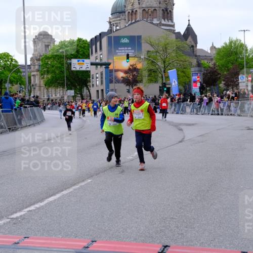 25.04.2026 - Das Zehntel Tim E. http://msf.ph/oto/9571157 25.04.2026 09:05:23 Ziel 1414, 1418, 1811, 1821, 2113, 2115, 2141, 2144, 2297, 2368, 2832, 2918, 2935, 2936, 3133, 3148, 3922, 3923 meine-sportfotos.de