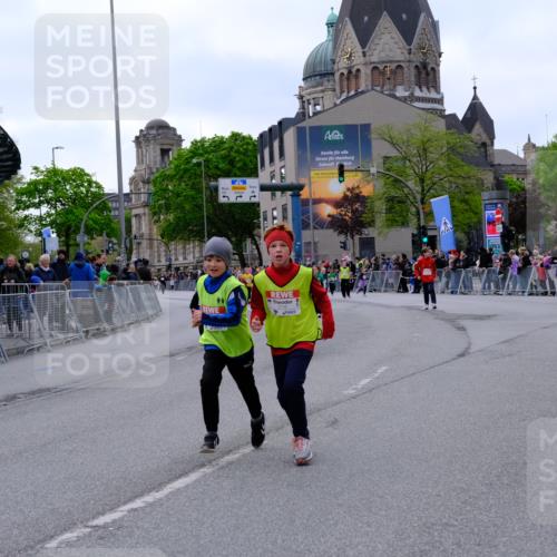 25.04.2026 - Das Zehntel Tim E. http://msf.ph/oto/9571160 25.04.2026 09:05:24 Ziel 1414, 1418, 1811, 1821, 2113, 2115, 2141, 2144, 2297, 2368, 2832, 2918, 2935, 2936, 3133, 3148, 3922, 3923 meine-sportfotos.de